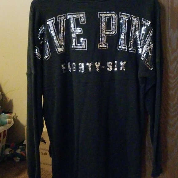 🌿XS PINK VS Bling Crewneck - Picture 1 of 4